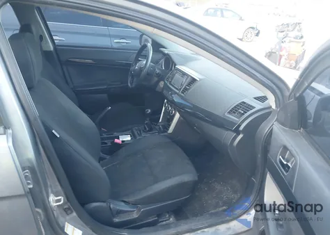 2017 Mitsubishi Lancer Es/Le z USA, uszkodzony, nr VIN JA32U2FU7HU009607